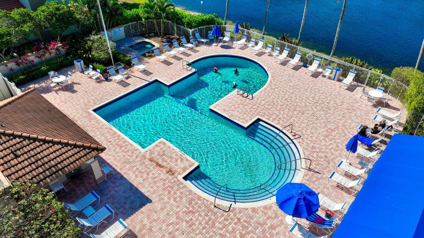 Cortina - Residential