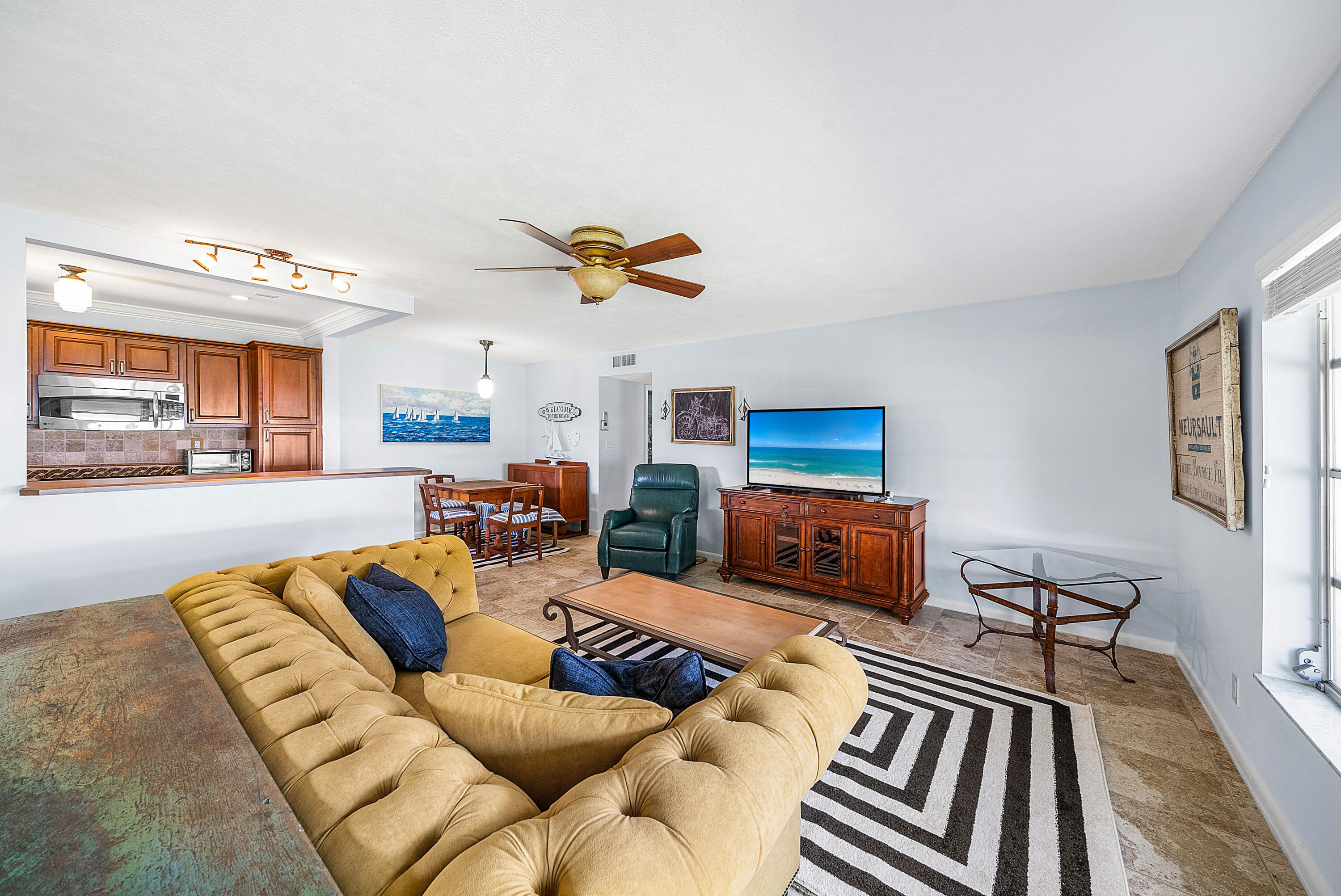 HIGH POINT OF DELRAY BEACH COND SEC II - Residential