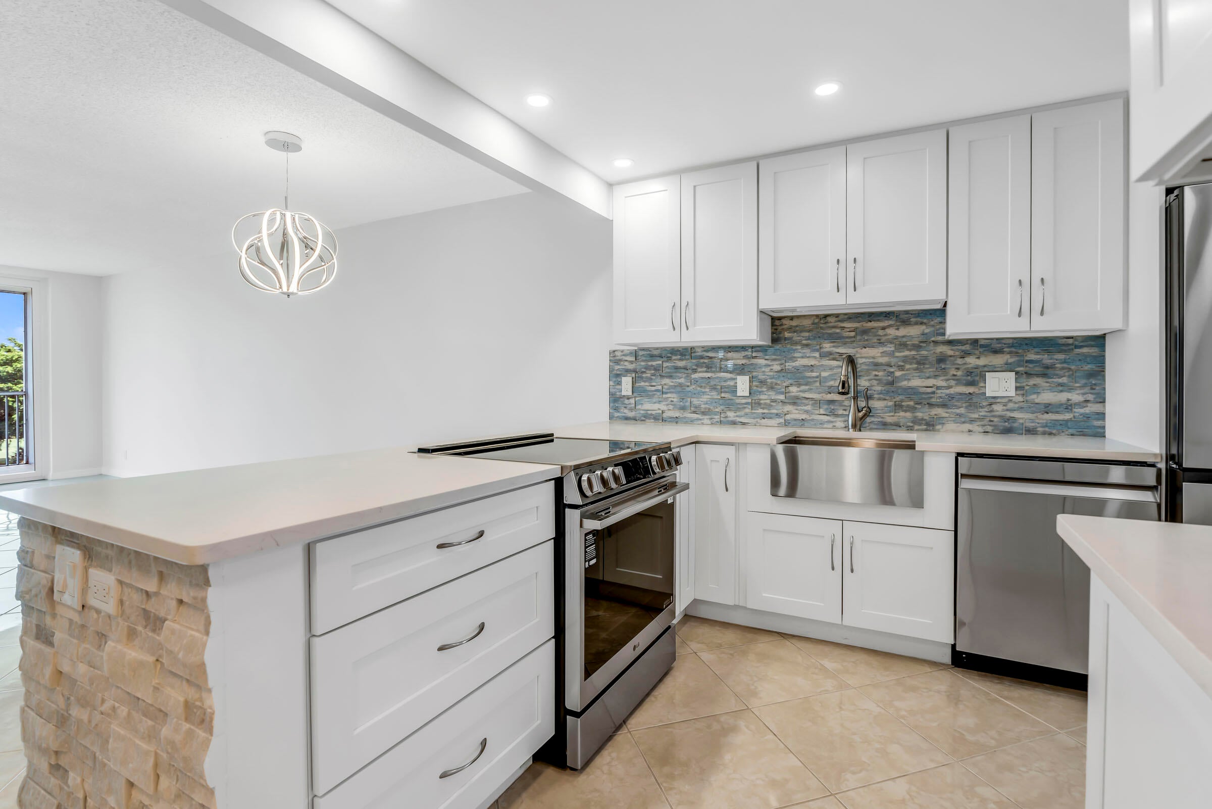 2651 S PALM AIRE Drive 410