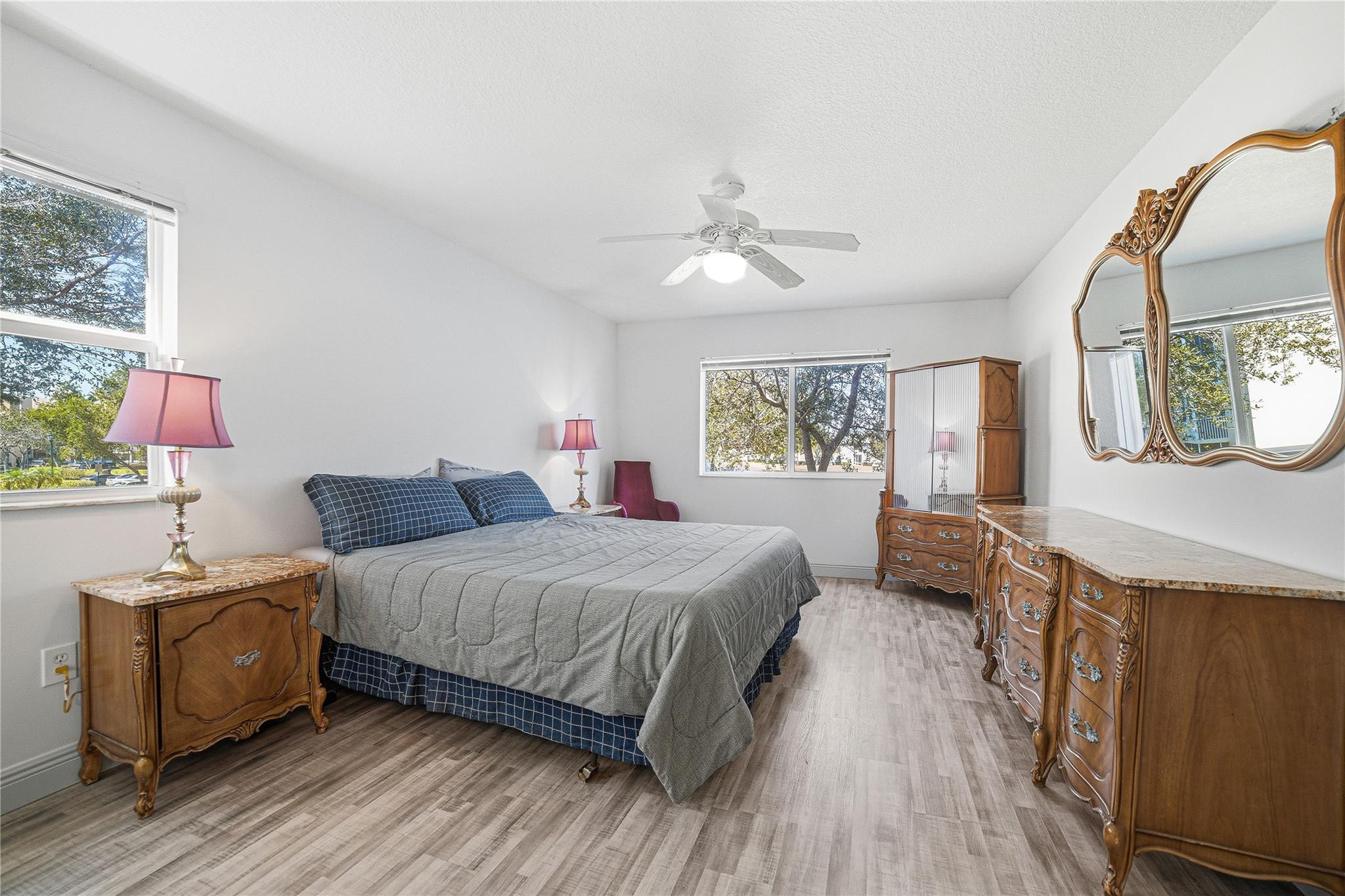 SOUTHAMPTON @ KINGS POINT - Residential