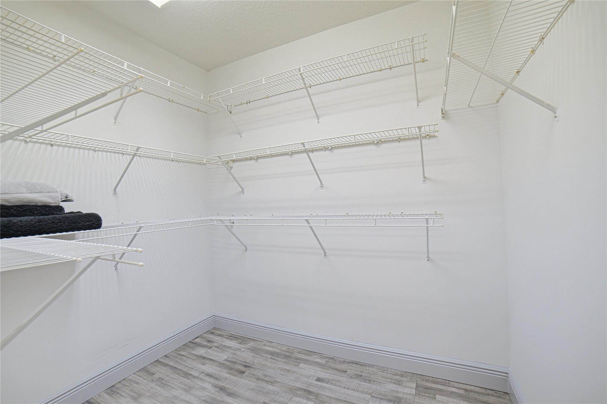 SOUTHAMPTON @ KINGS POINT - Residential