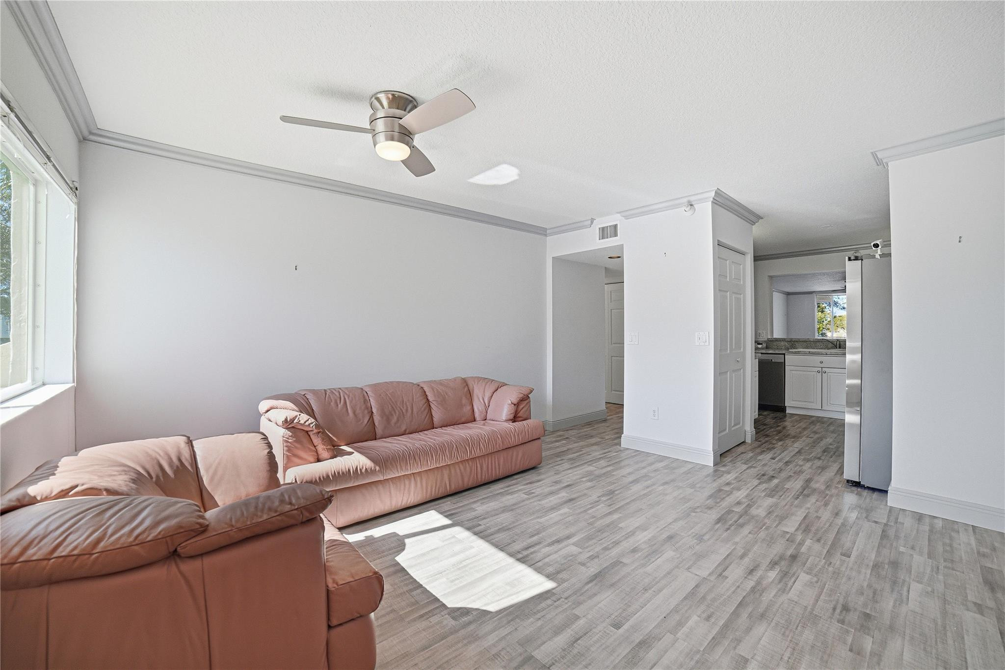 SOUTHAMPTON @ KINGS POINT - Residential