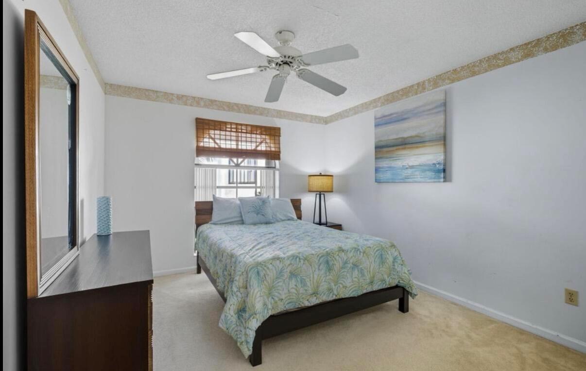 WELLINGTON PLACE OF WELLI - Residential Lease