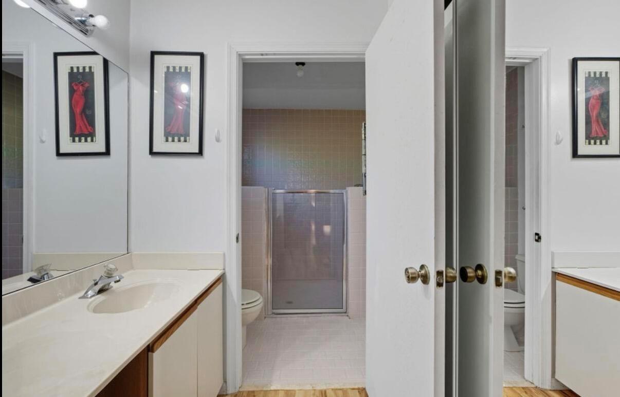 WELLINGTON PLACE OF WELLI - Residential Lease