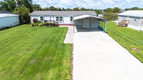 1215 Friendship Drive NE Moore Haven FL 33471