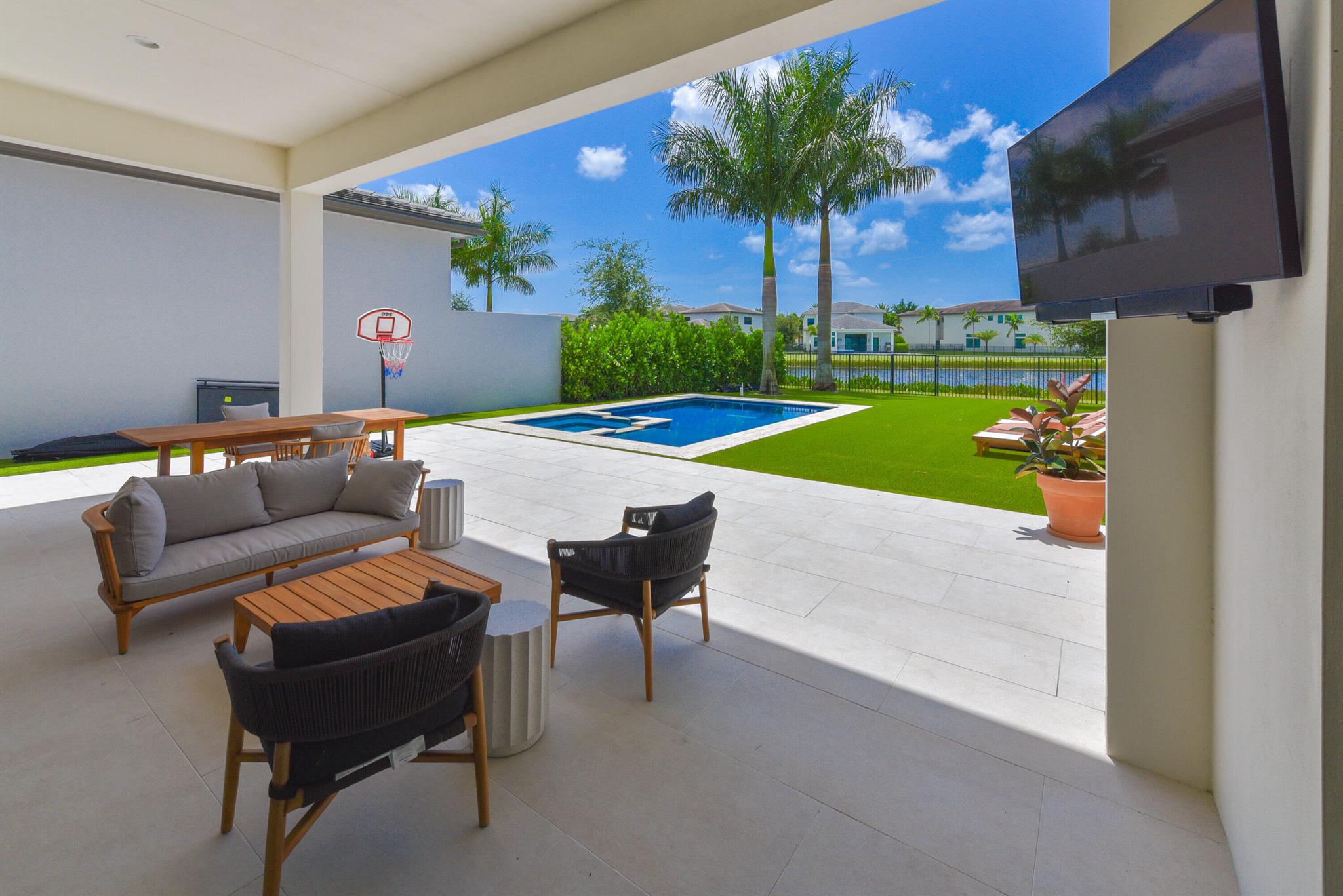 BOCA BRIDGES - Residential