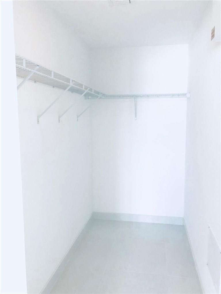 Aventura Weitzer Place - Residential