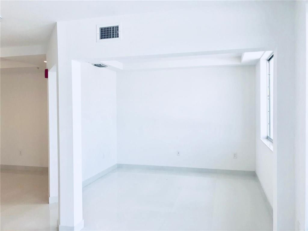 Aventura Weitzer Place - Residential