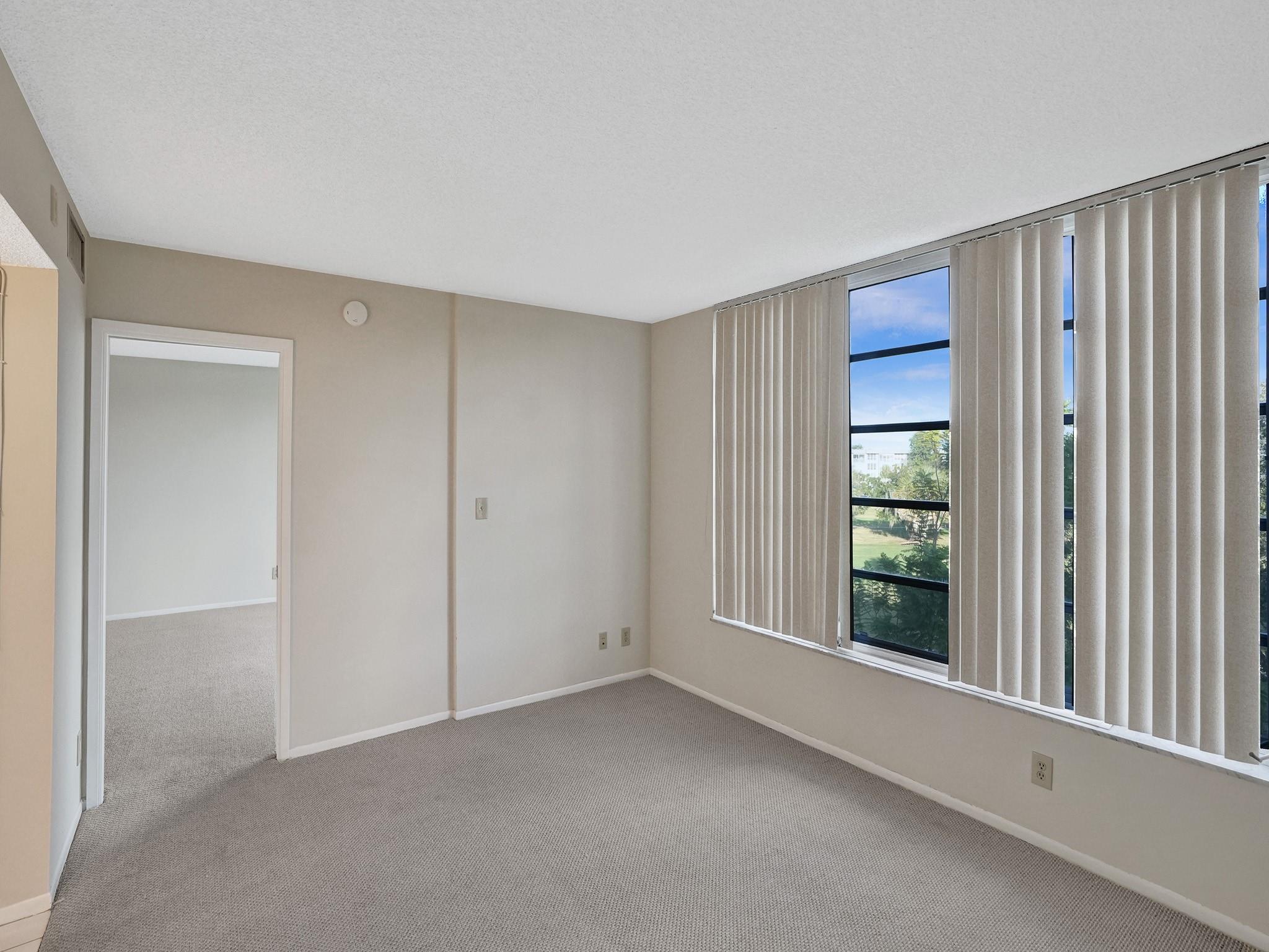 Palm Aire - Residential