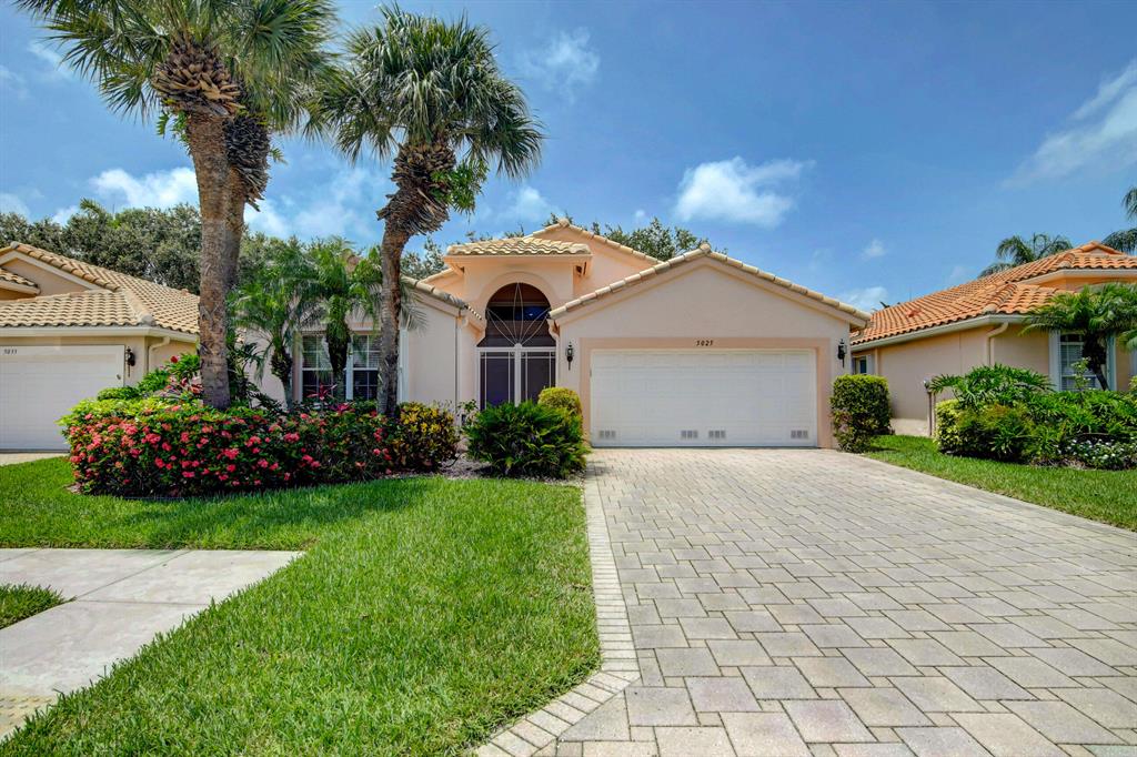 CASCADE LAKES - Residential