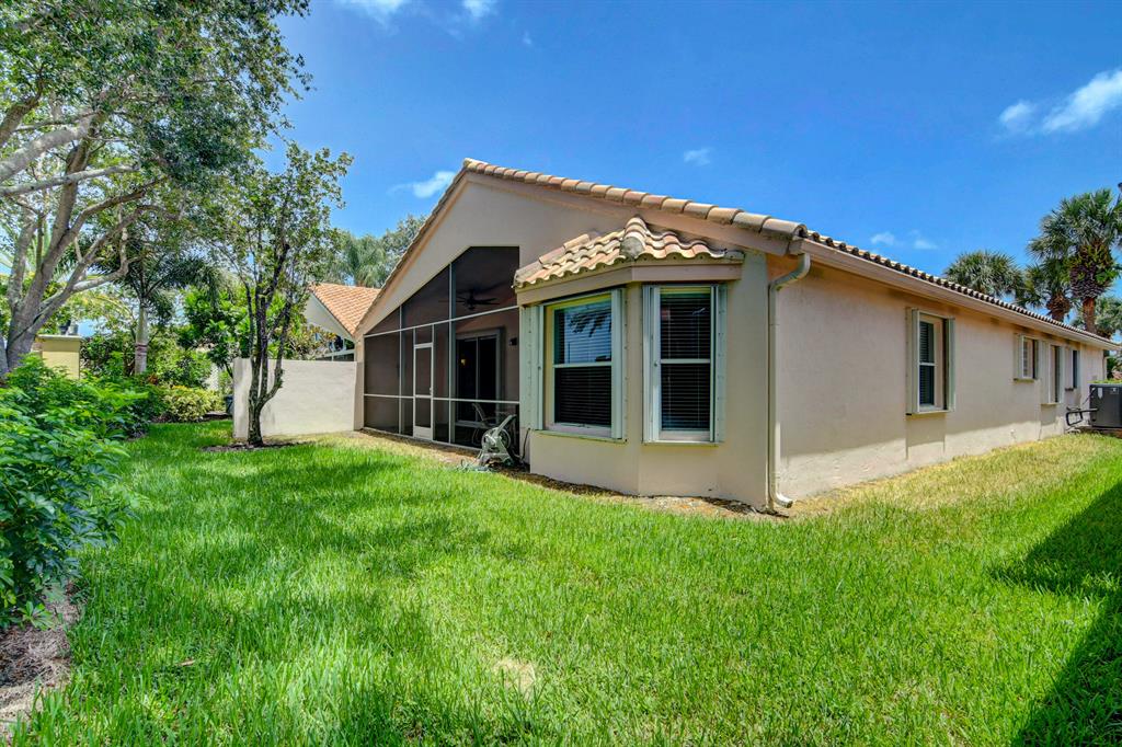 CASCADE LAKES - Residential