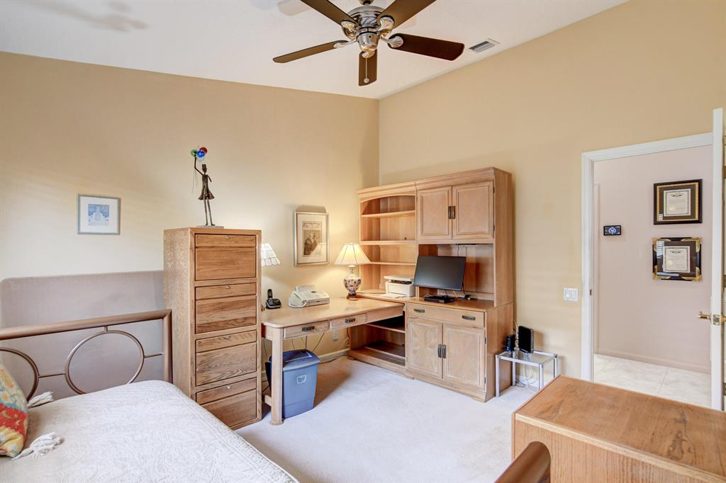 CASCADE LAKES - Residential