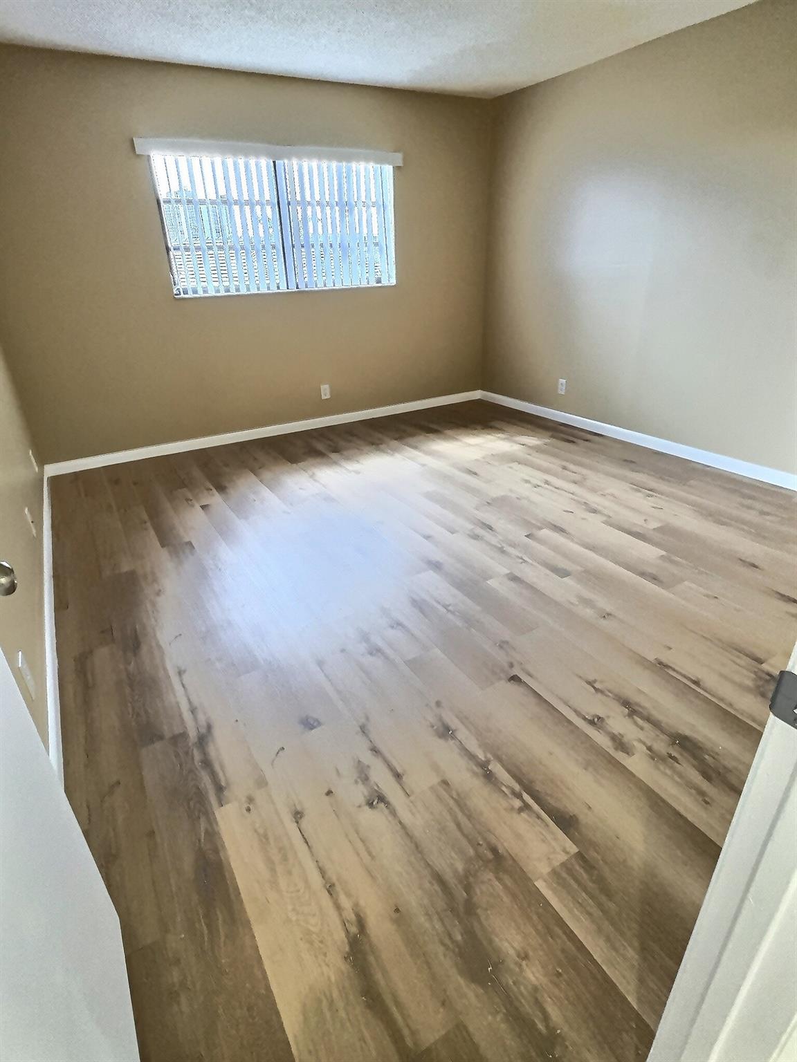 Fairways Of Coral Spgs Co - Residential Lease