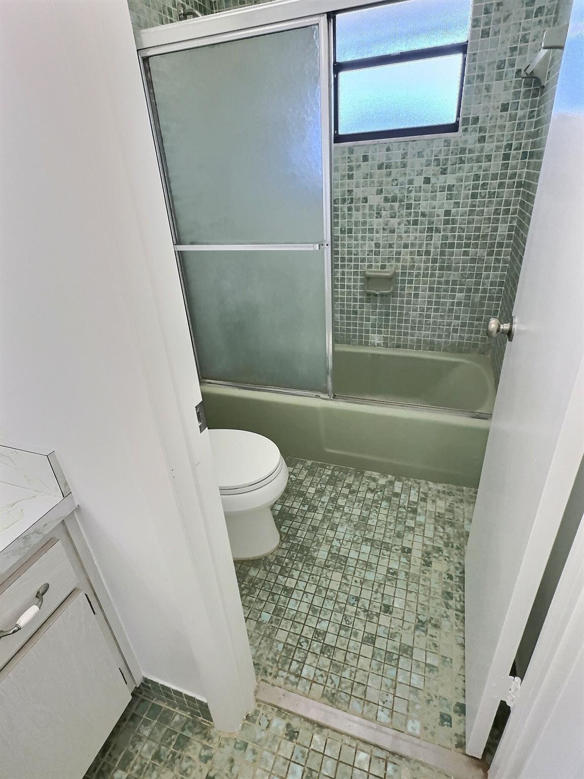 Fairways Of Coral Spgs Co - Residential Lease