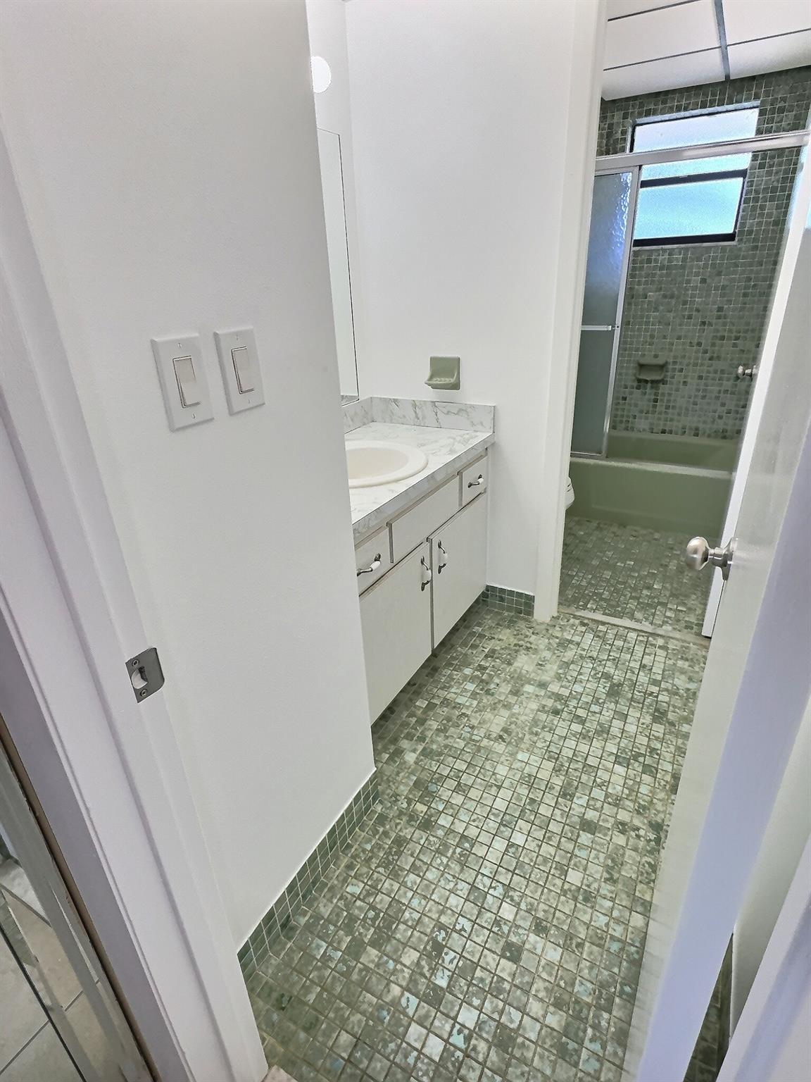 Fairways Of Coral Spgs Co - Residential Lease