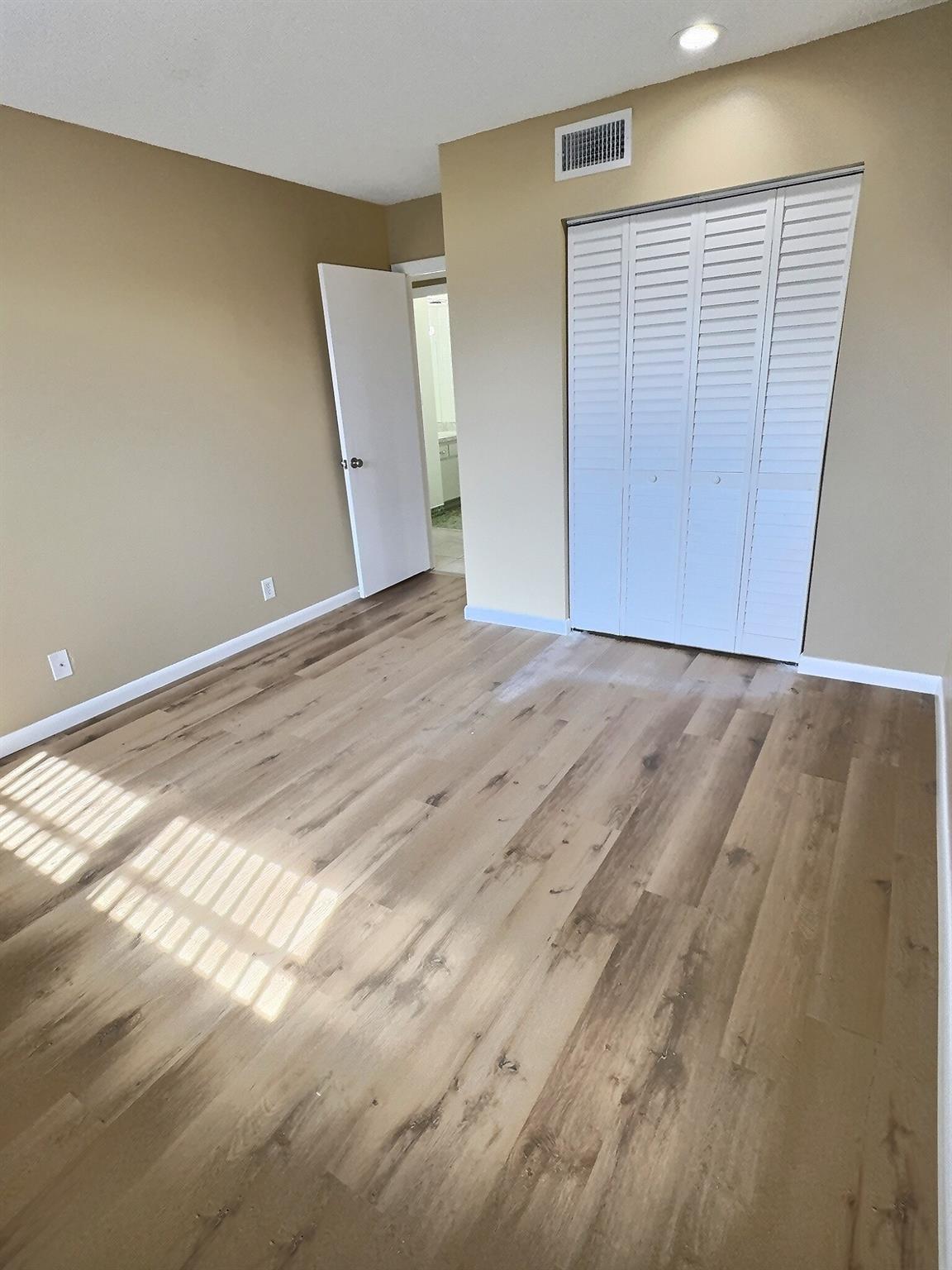 Fairways Of Coral Spgs Co - Residential Lease