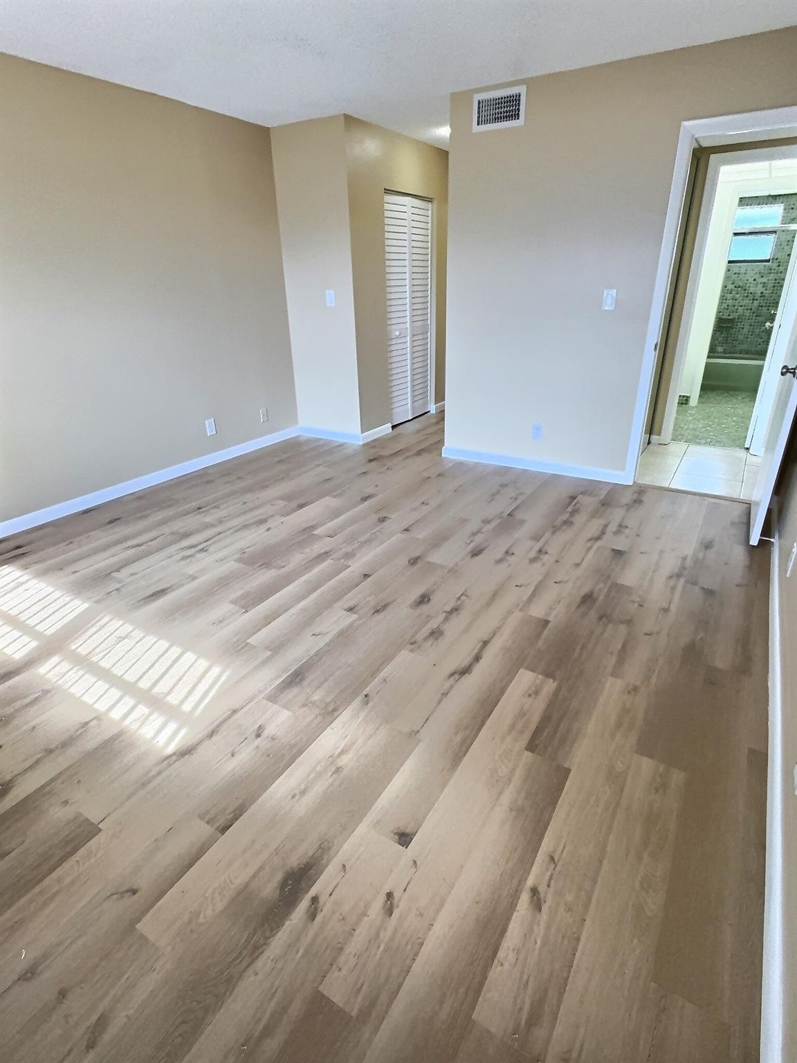 Fairways Of Coral Spgs Co - Residential Lease