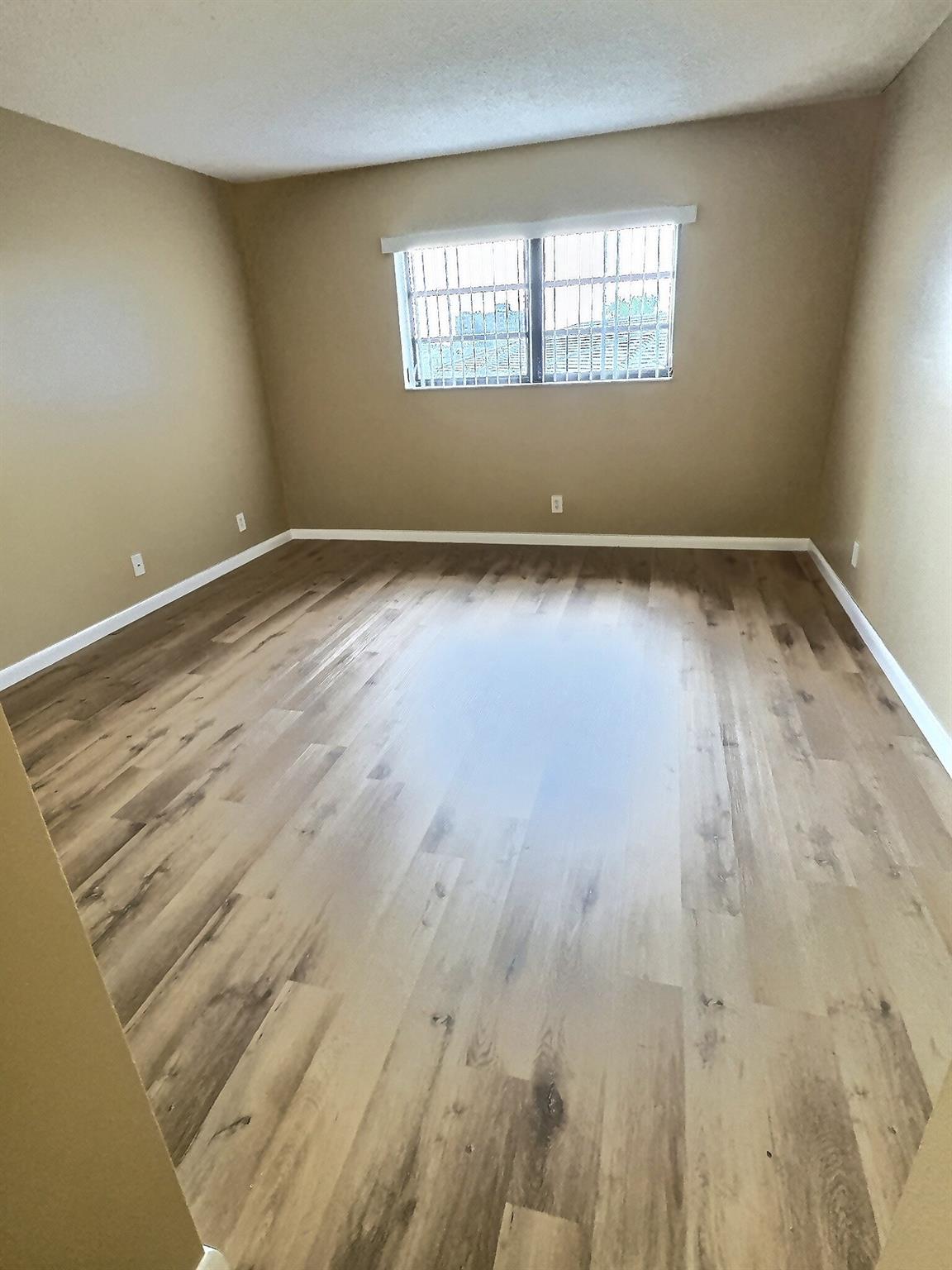 Fairways Of Coral Spgs Co - Residential Lease