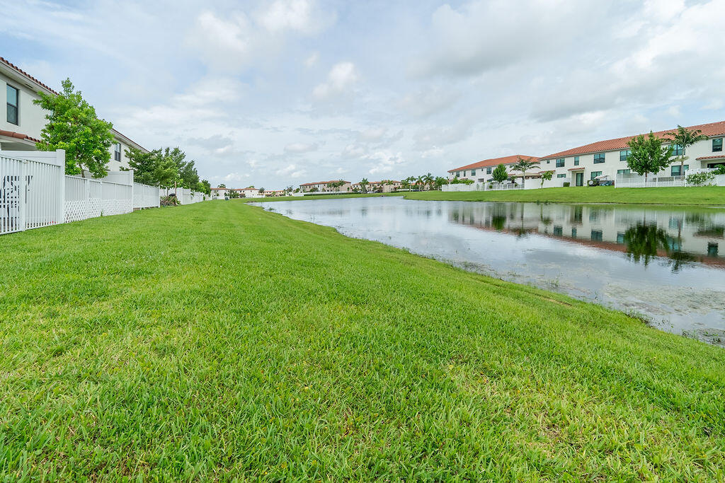 MEDITERRANEA - Residential Lease