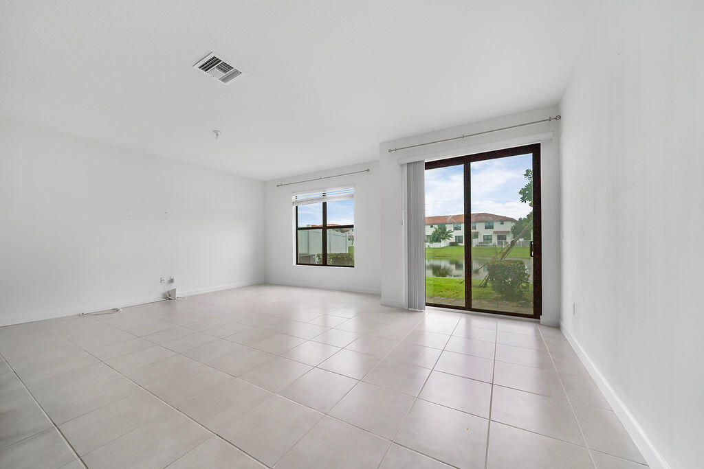 MEDITERRANEA - Residential Lease