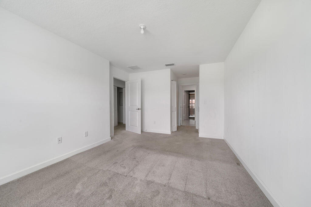 MEDITERRANEA - Residential Lease