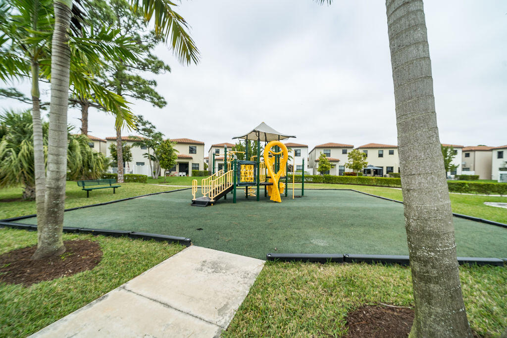 MEDITERRANEA - Residential Lease
