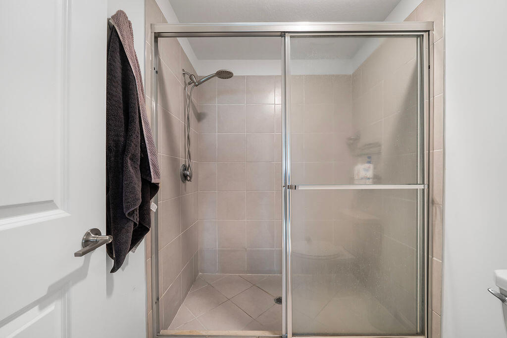 MEDITERRANEA - Residential Lease