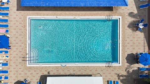 Tiny photo for 3204 Portofino Point #B4, Coconut Creek, FL 33066 (MLS # B26022282)