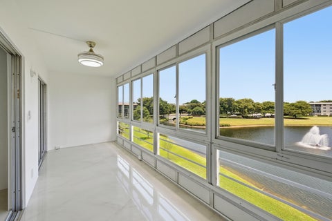 Tiny photo for 3204 Portofino Point #B4, Coconut Creek, FL 33066 (MLS # B26022282)