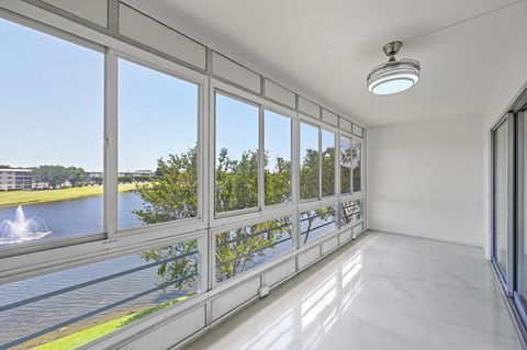 Tiny photo for 3204 Portofino Point #B4, Coconut Creek, FL 33066 (MLS # B26022282)