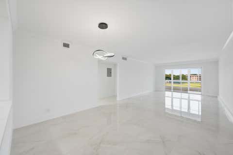 Tiny photo for 3204 Portofino Point #B4, Coconut Creek, FL 33066 (MLS # B26022282)