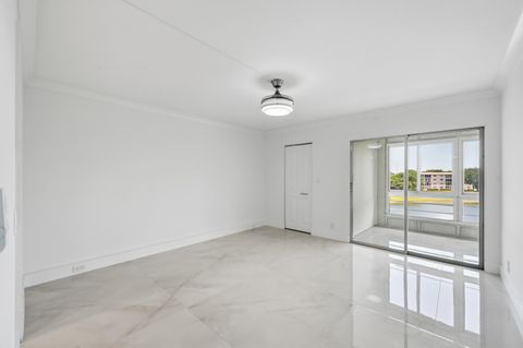 Tiny photo for 3204 Portofino Point #B4, Coconut Creek, FL 33066 (MLS # B26022282)