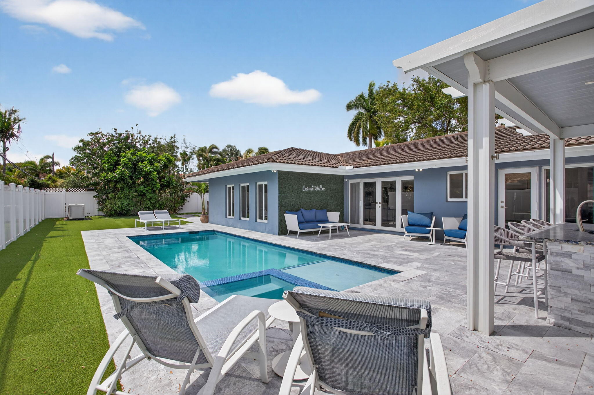 CORAL RIDGE COUNTRY CLUB - Residential