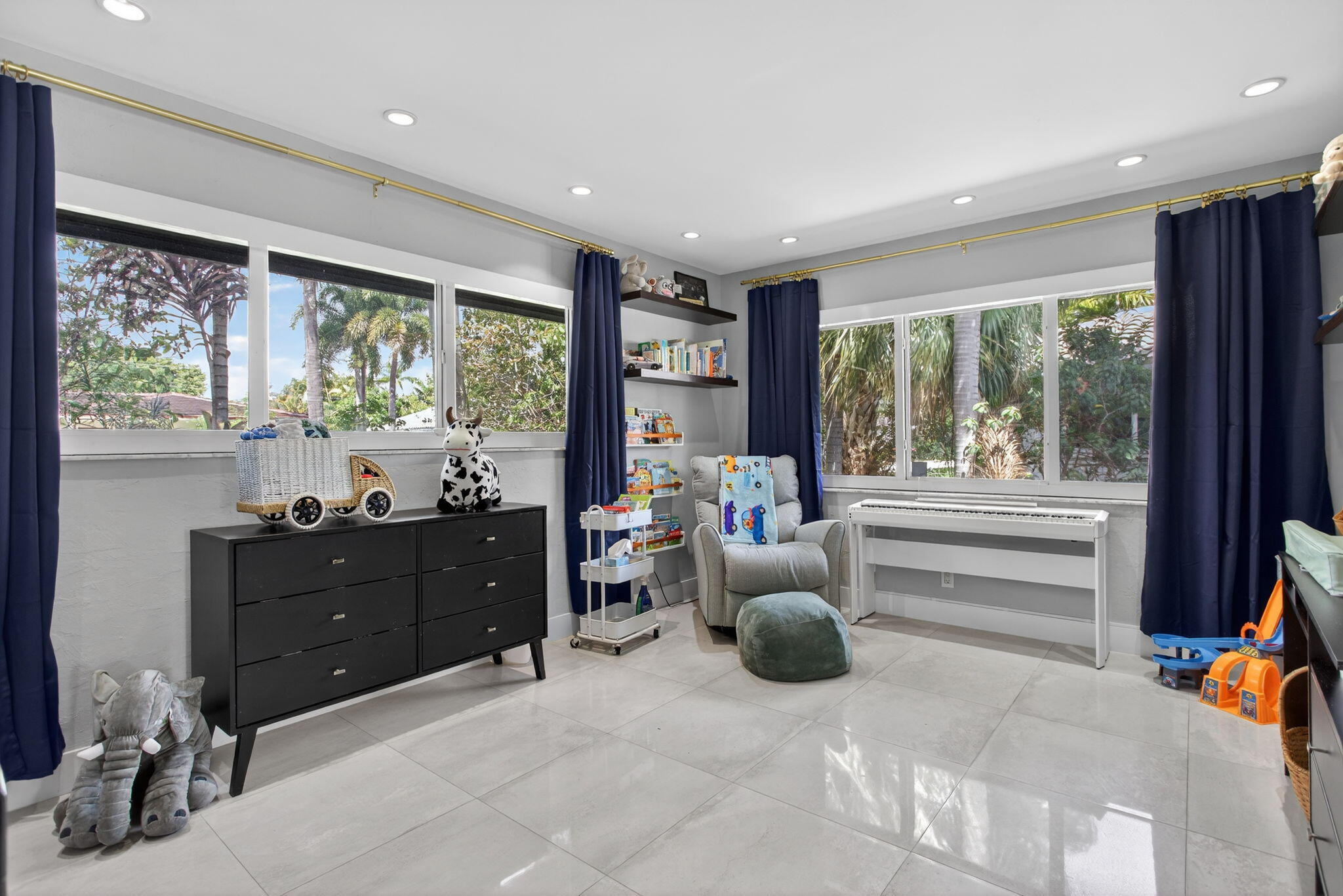 CORAL RIDGE COUNTRY CLUB - Residential