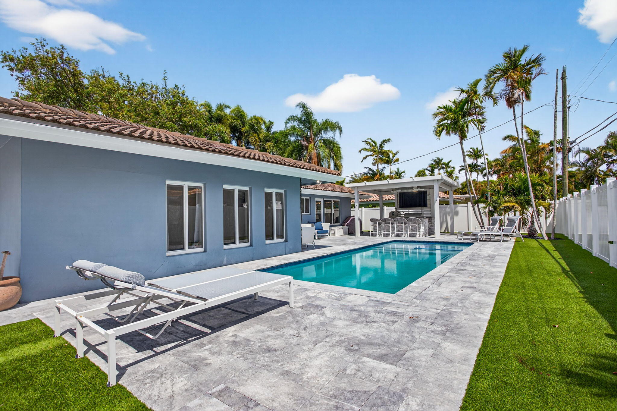 CORAL RIDGE COUNTRY CLUB - Residential