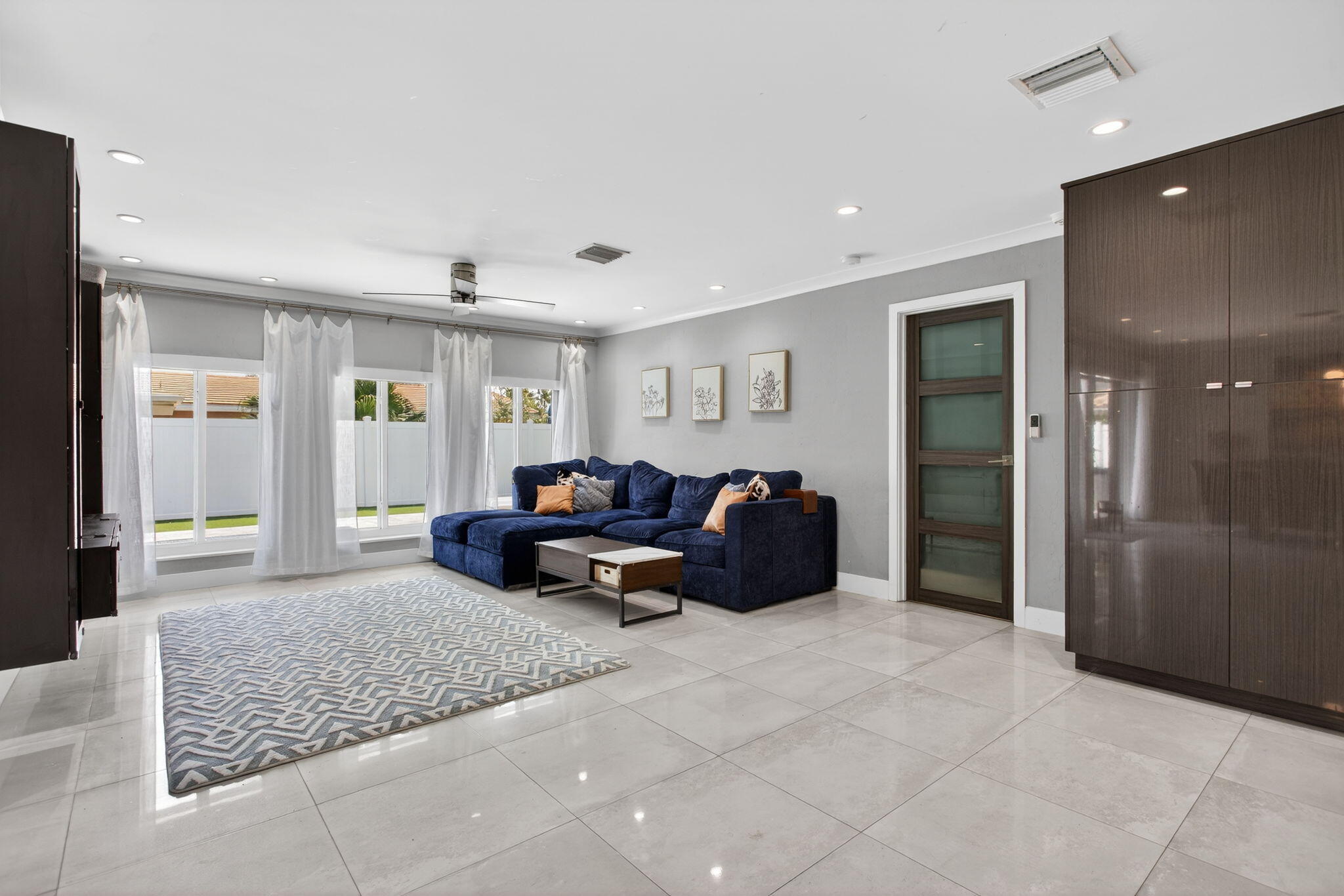 CORAL RIDGE COUNTRY CLUB - Residential