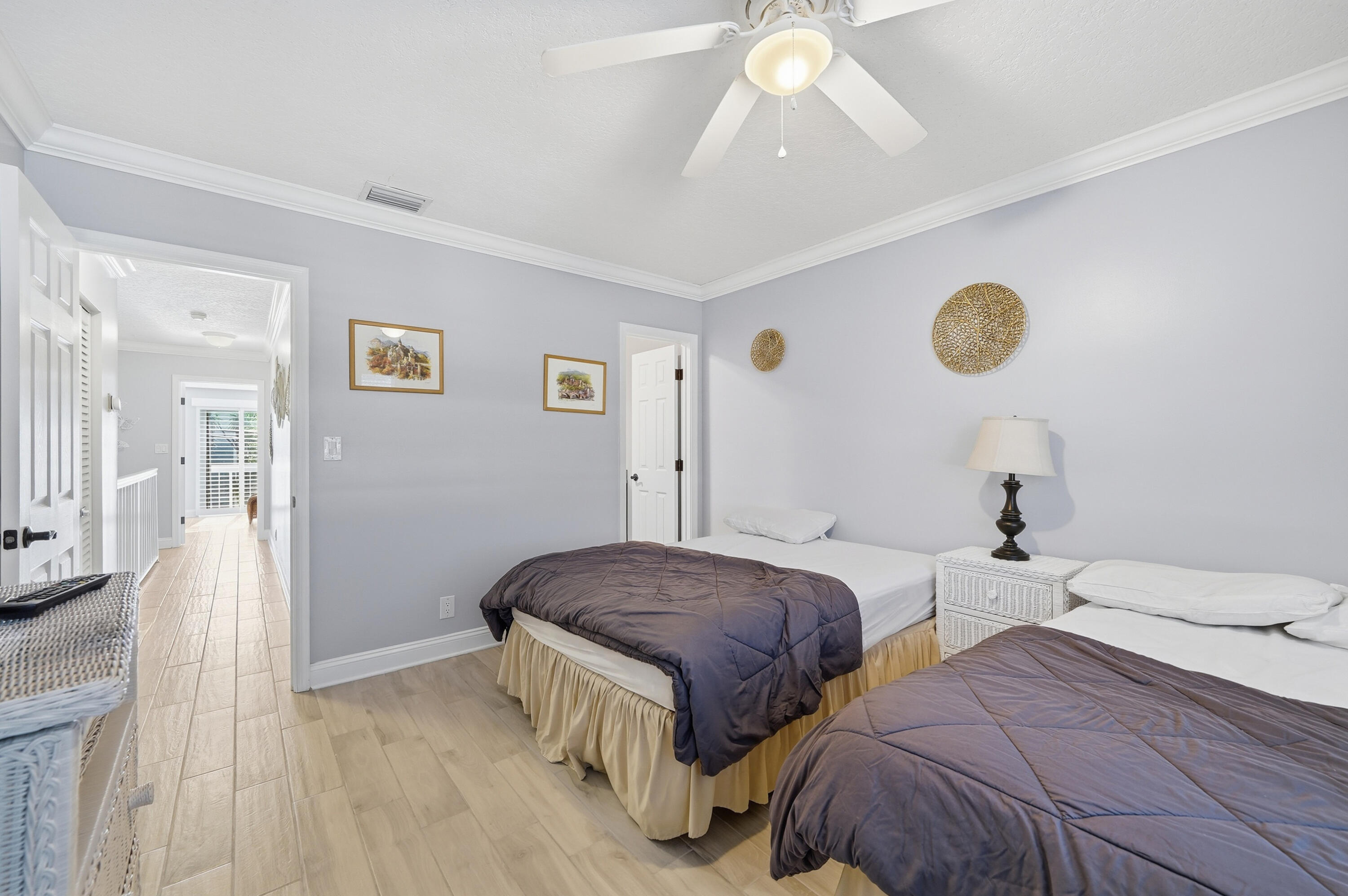 PARKSIDE CONDO - Residential Lease