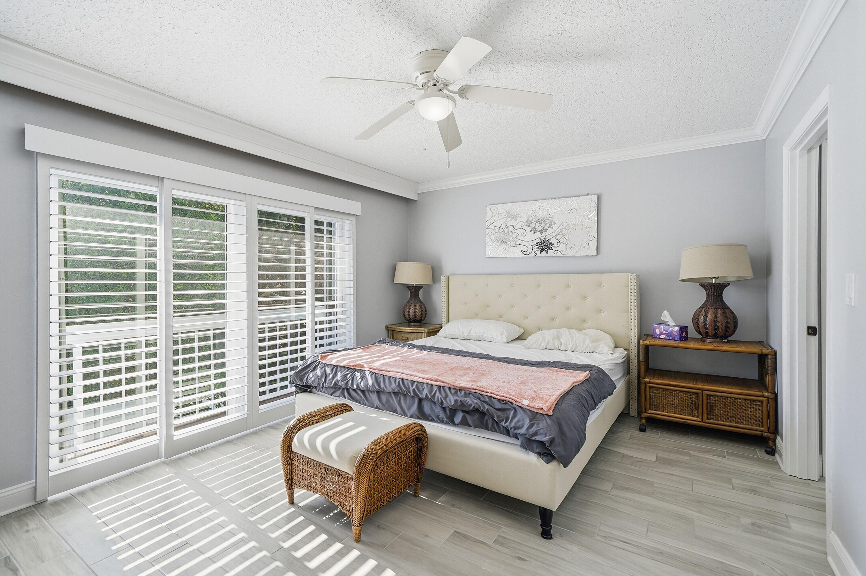 PARKSIDE CONDO - Residential Lease