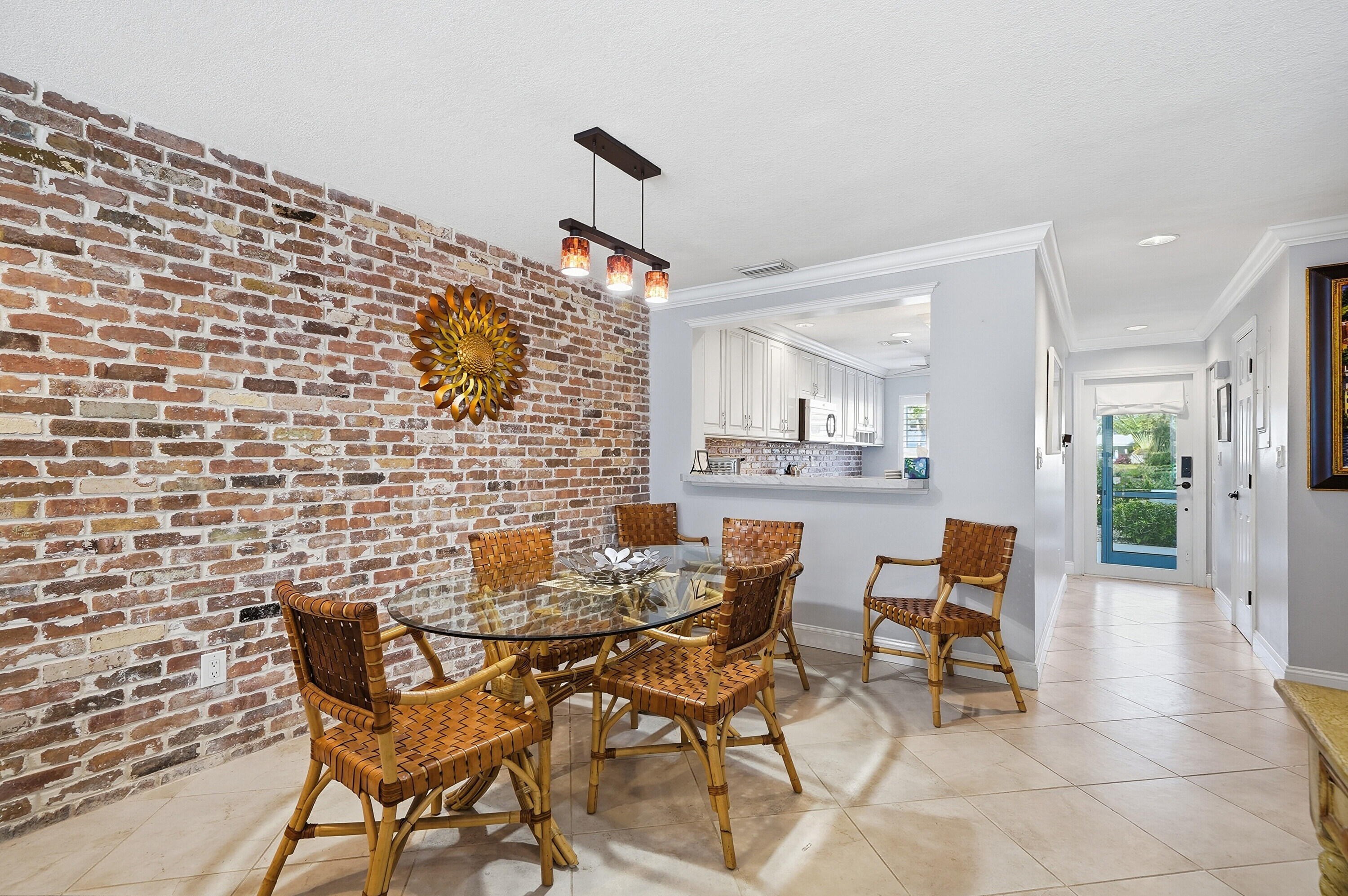 PARKSIDE CONDO - Residential Lease