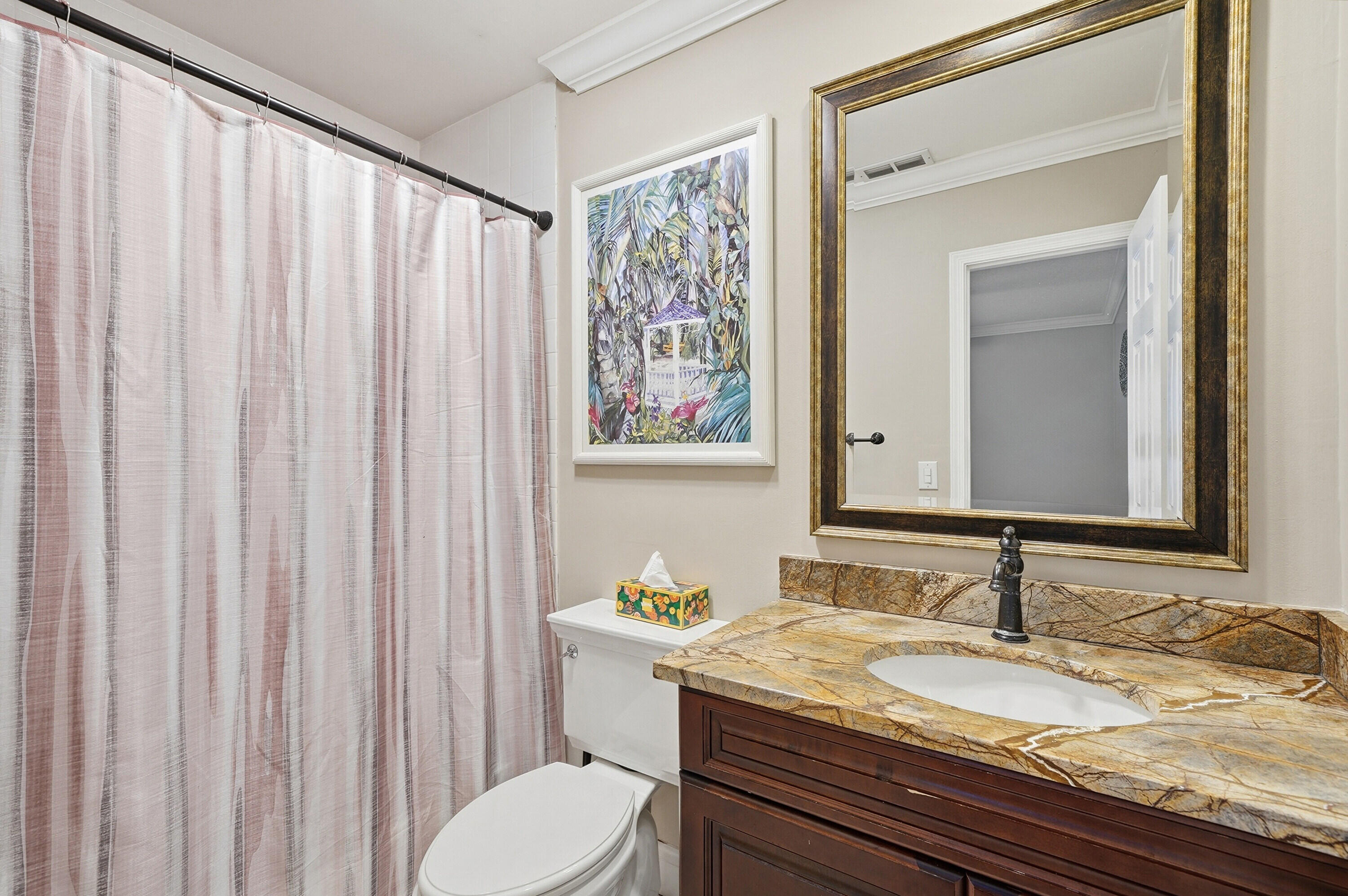 PARKSIDE CONDO - Residential Lease