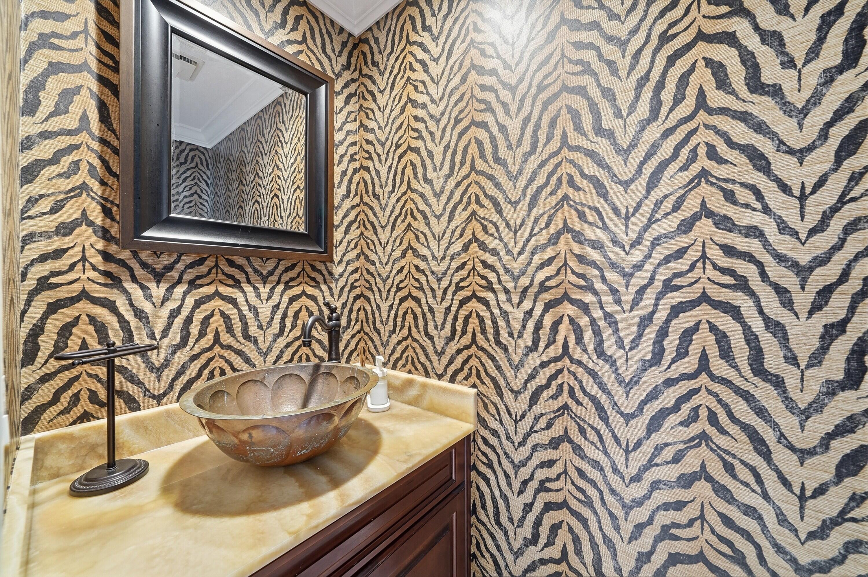 PARKSIDE CONDO - Residential Lease