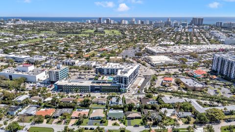 Photo of 3374 NE 19th Avenue, Oakland Park, FL 33306 (MLS # B26004947)