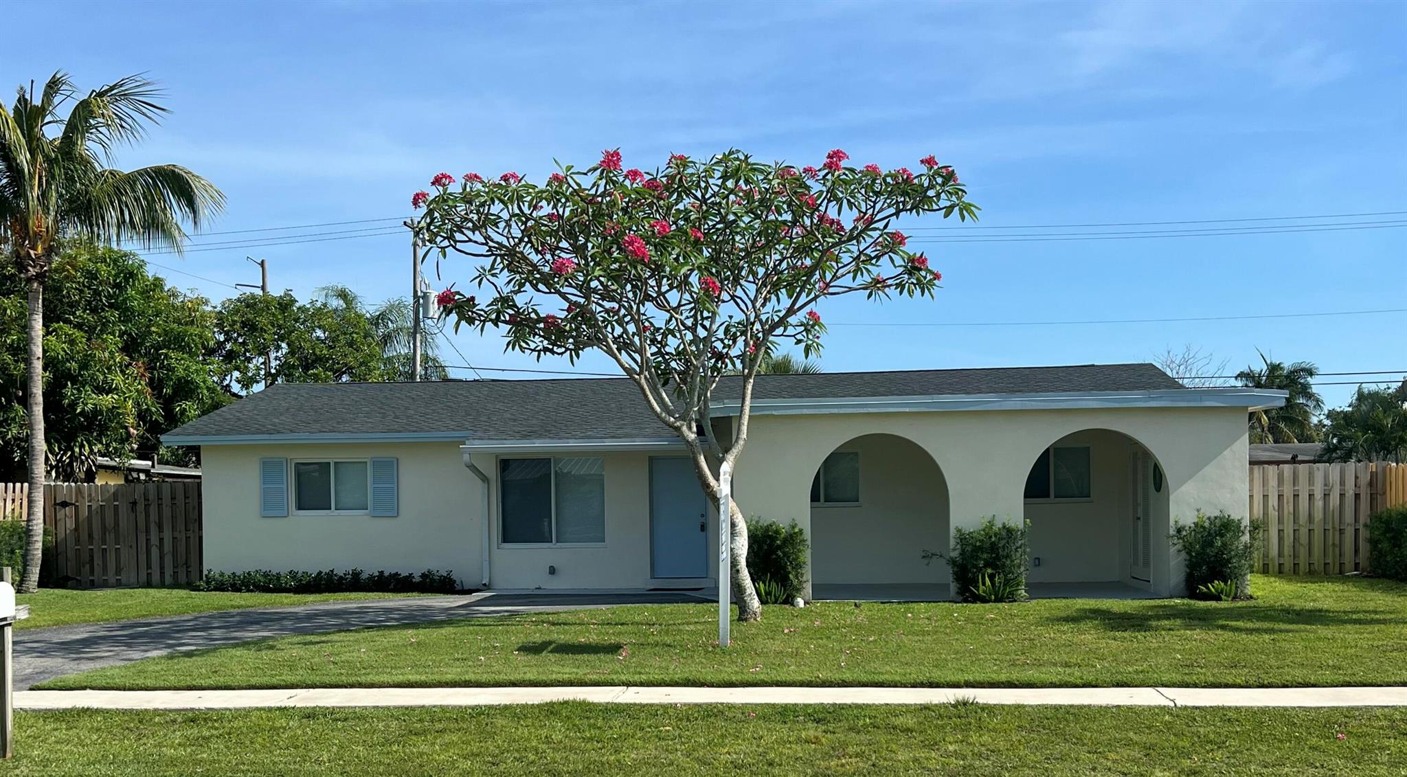 214 SW 3rd Street