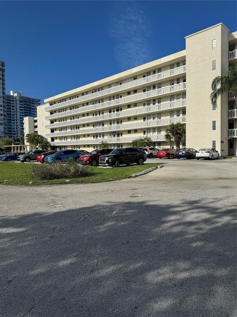2859 Leonard Dr G414 Aventura FL 33160
