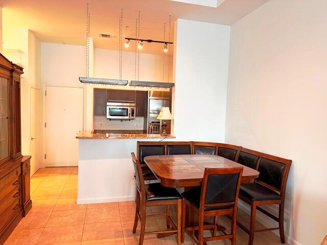 550 Okeechobee Boulevard 121