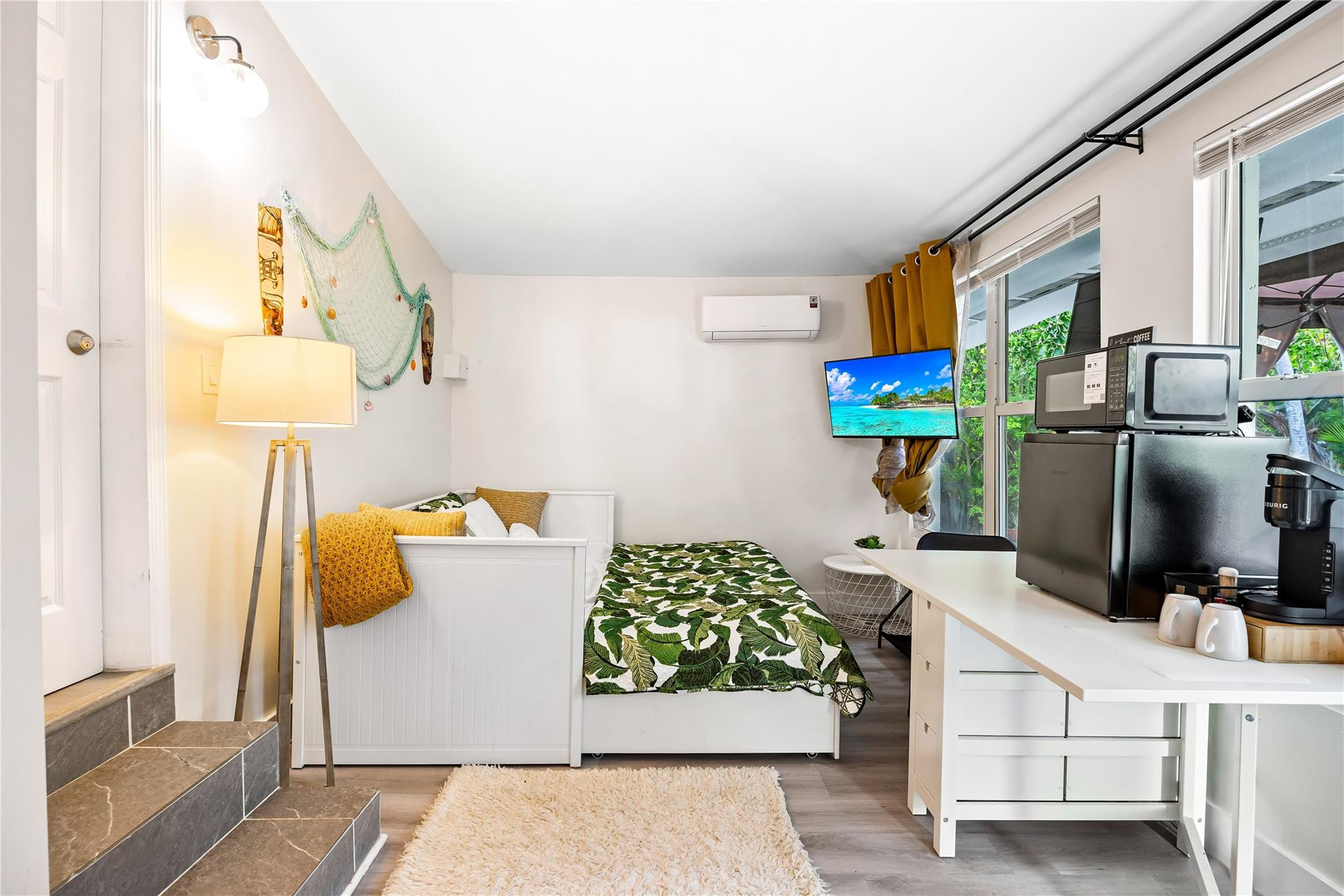 DANIA HEIGHTS EXT - Residential