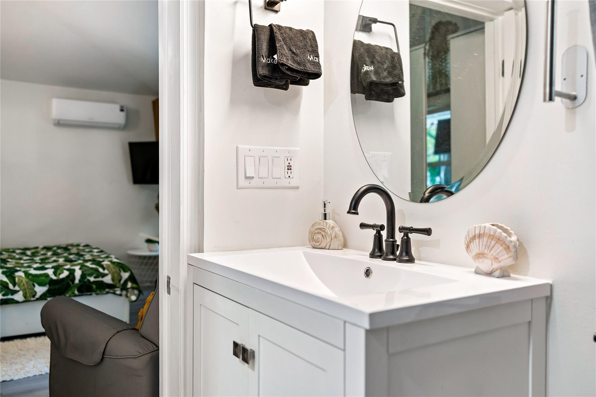 DANIA HEIGHTS EXT - Residential