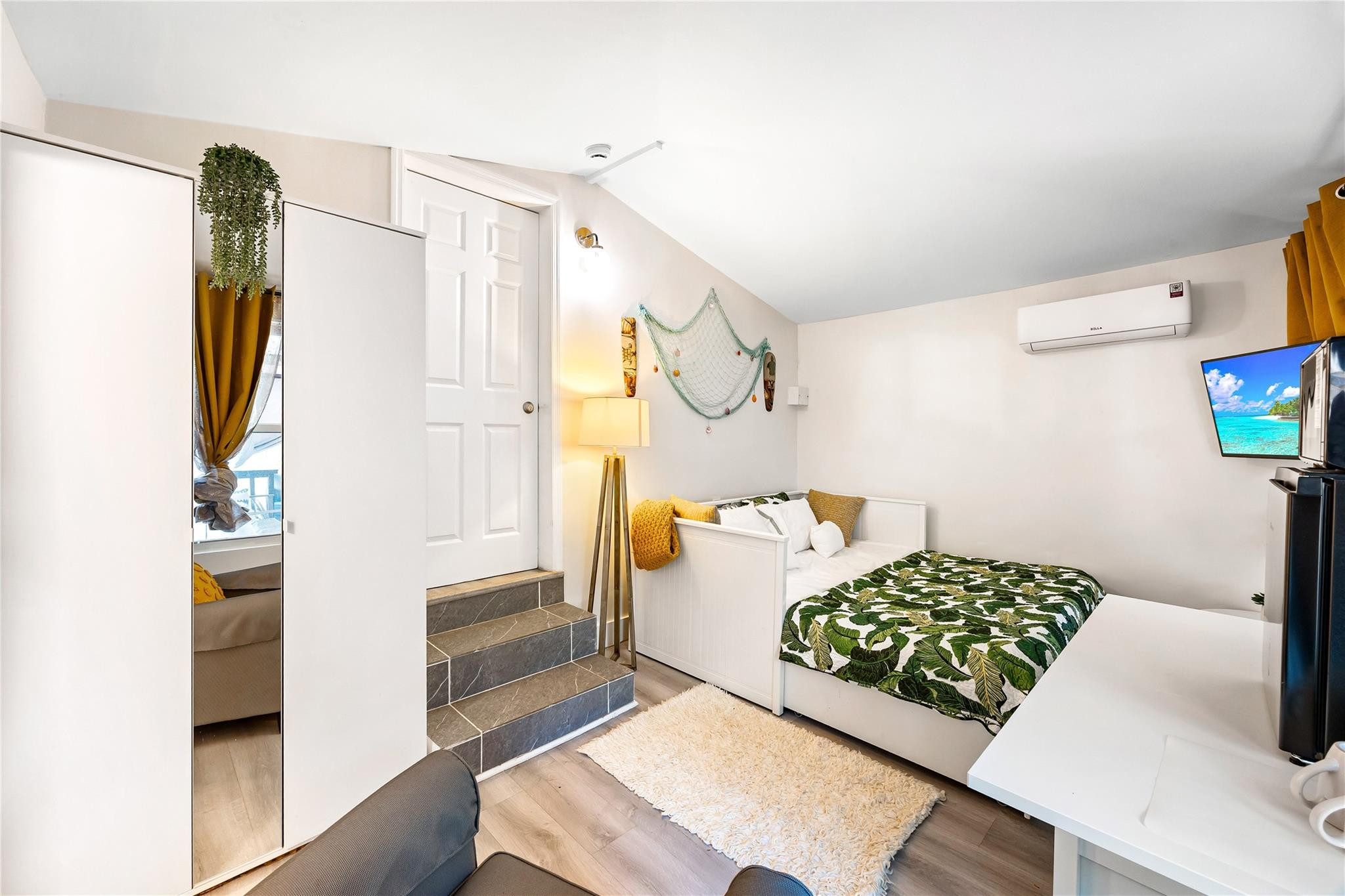 DANIA HEIGHTS EXT - Residential