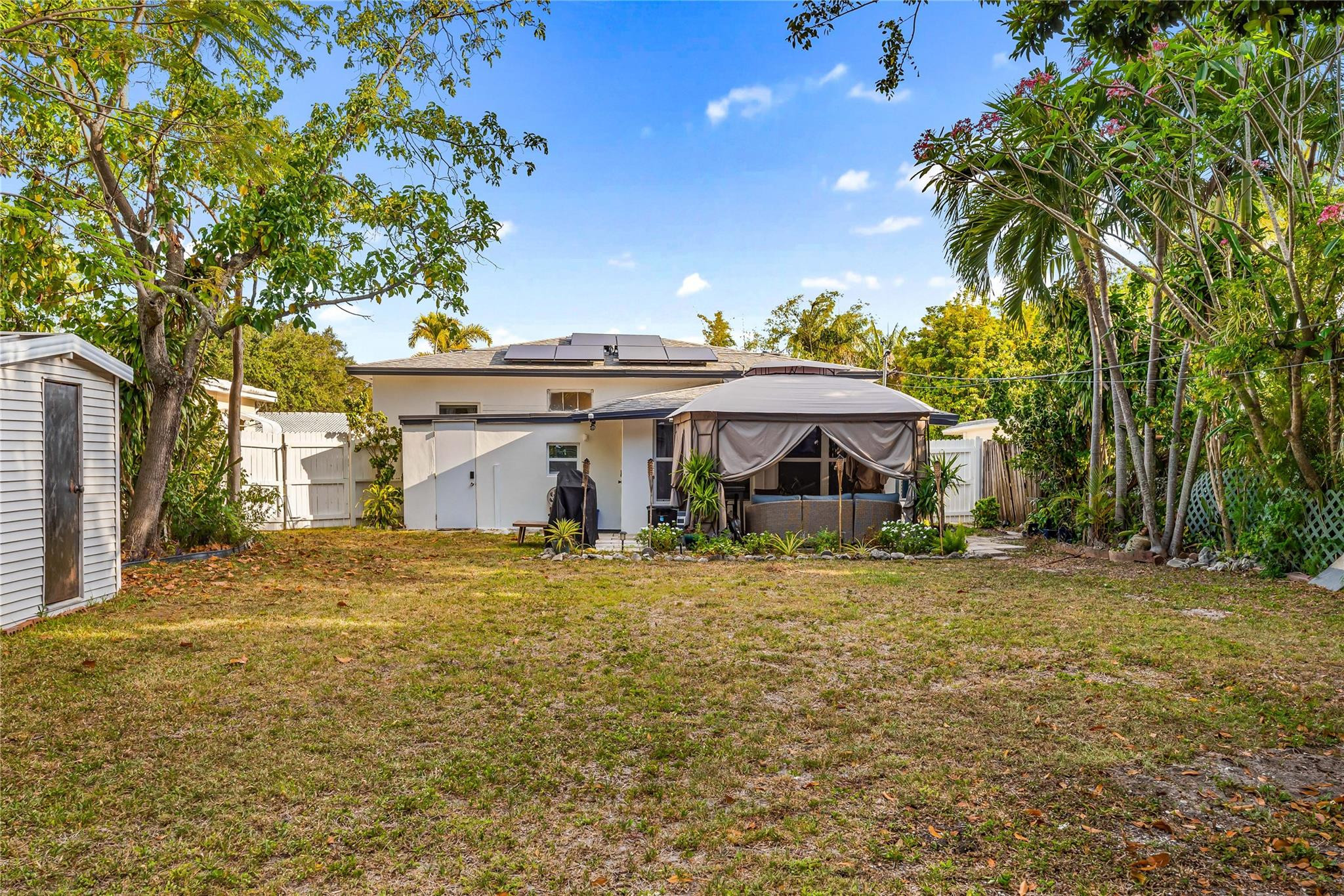 DANIA HEIGHTS EXT - Residential