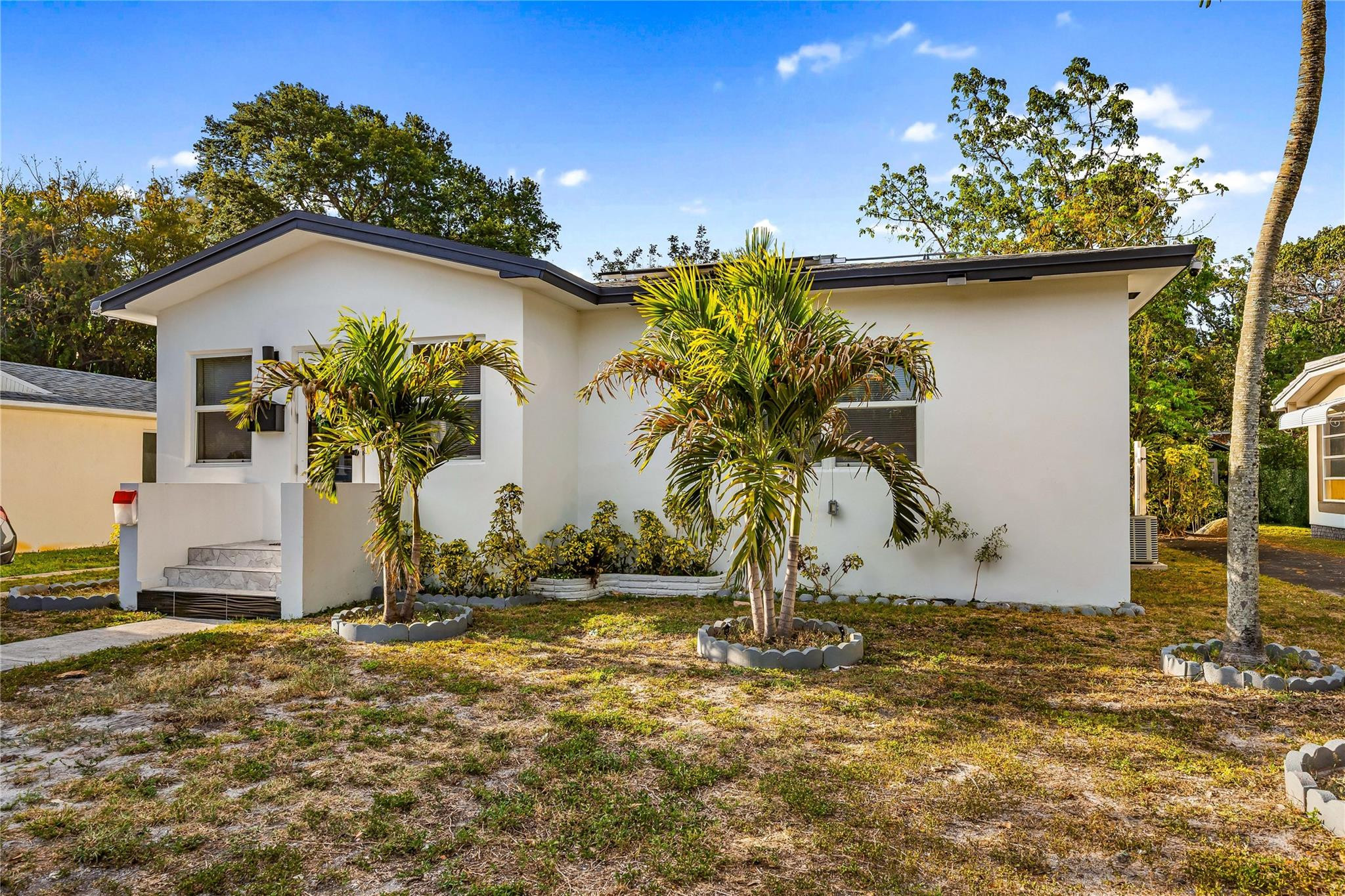 DANIA HEIGHTS EXT - Residential